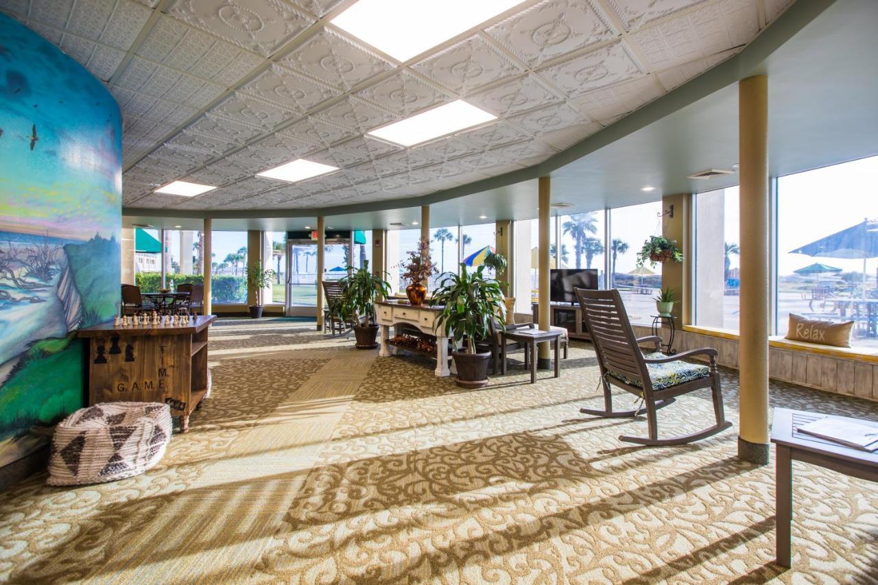 Days Inn & Suites By Wyndham Jekyll Island Exterior photo